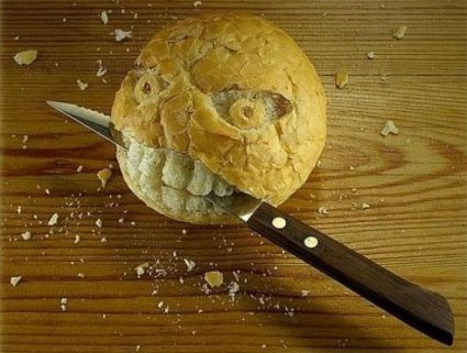 食べ物アート パンとナイフ